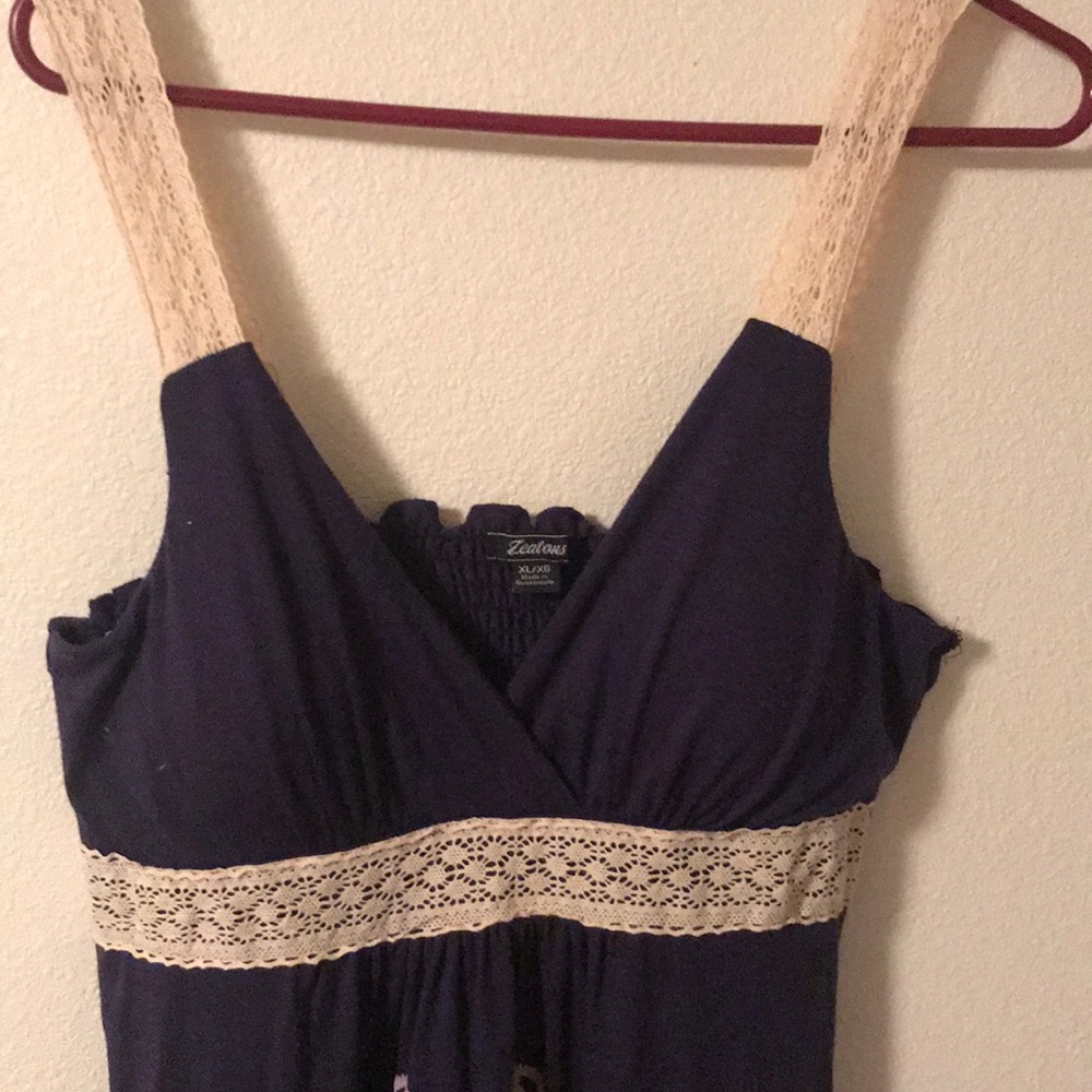 Dress - Picture 7 of 7